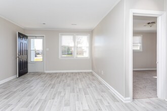 2292 Onslow Dr in Jacksonville, NC - Building Photo - Building Photo