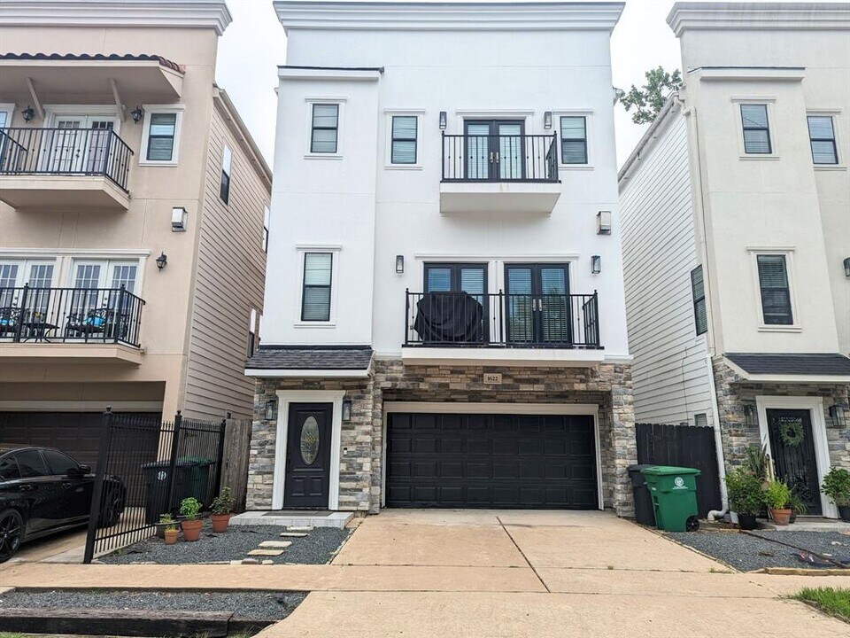 1622 Utah St in Houston, TX - Building Photo