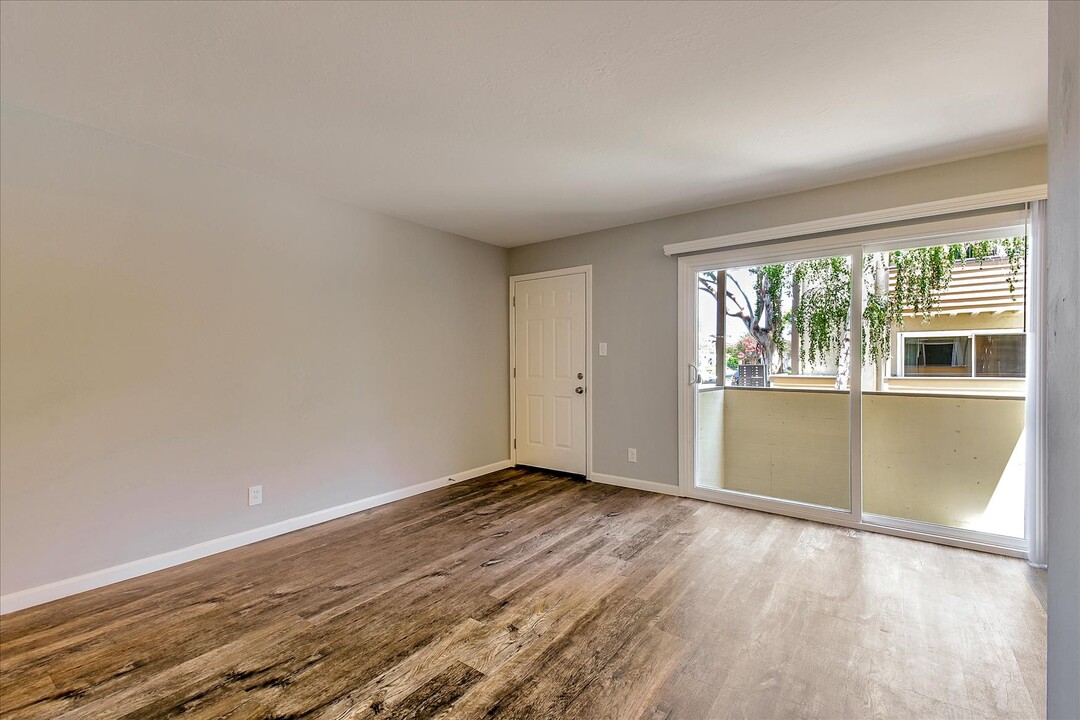 2217 Los Padres Boulevard in Santa Clara, CA - Building Photo