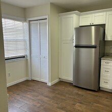 12702 Raeburn Way in Tampa, FL - Foto de edificio - Building Photo