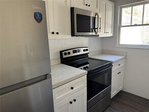 512 W Dixie Ave in Leesburg, FL - Building Photo - Building Photo