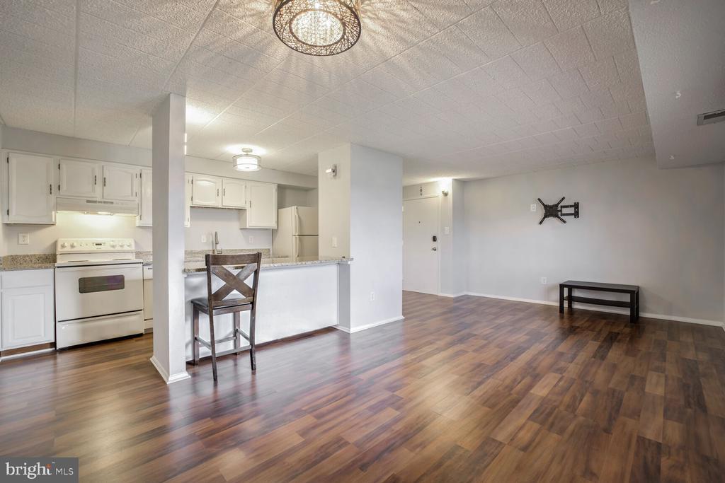 997 Heather Ridge Dr-Unit -3C in Frederick, MD - Building Photo