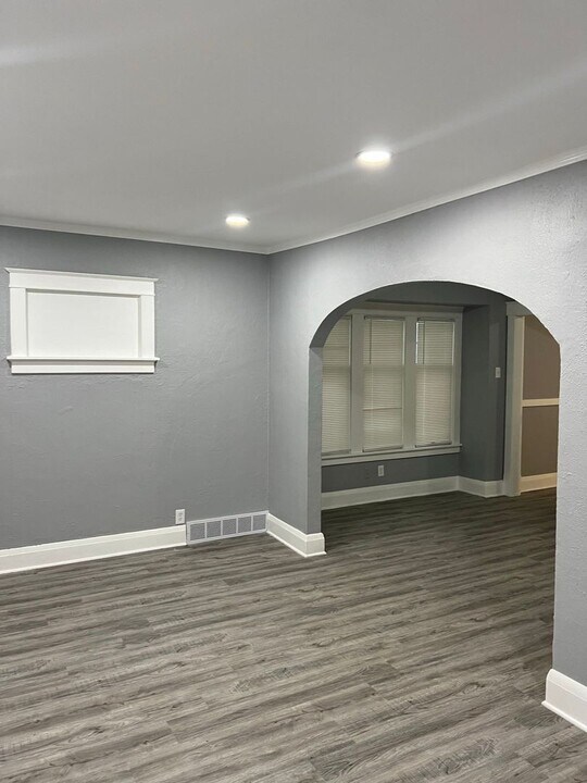 3205 N 35th St-Unit -3205 (Lower) in Milwaukee, WI - Building Photo