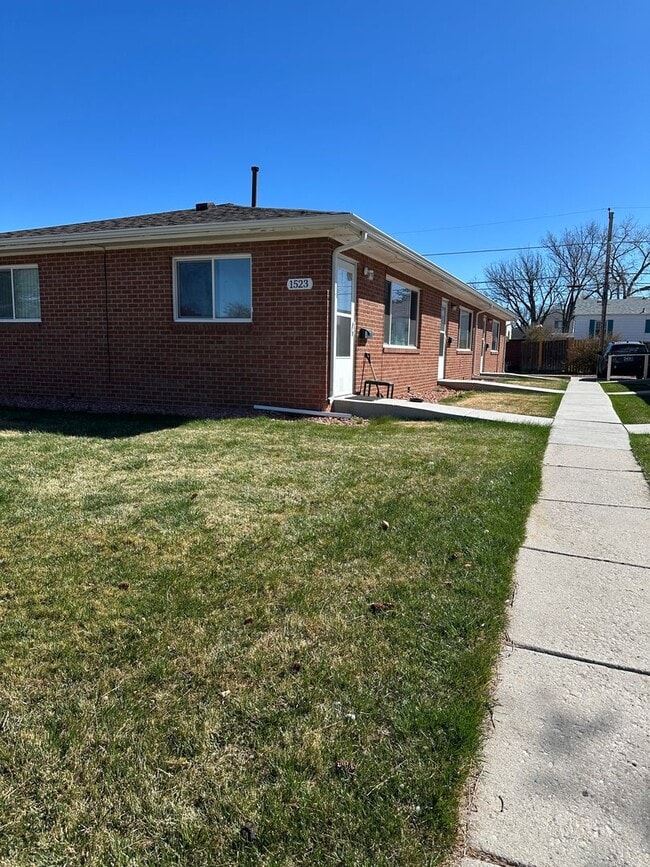 1523 Hot Springs Ave in Cheyenne, WY - Building Photo - Building Photo