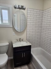 242 16th St in Richmond, CA - Building Photo - Building Photo