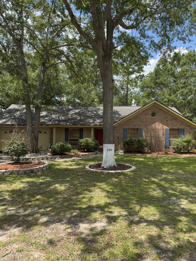 property at 426 Arlington Dr