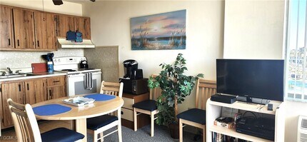 7360 Estero Blvd in Fort Myers Beach, FL - Building Photo - Building Photo