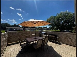 812 W 4th St in Sumner, IA - Building Photo - Building Photo