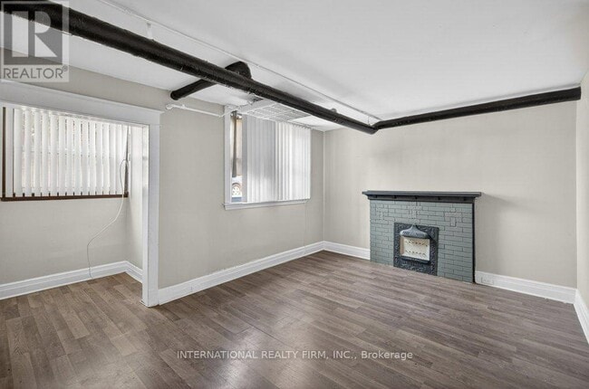 property at 109 Balsam Ave S