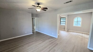 2819 Anzio Dr in Dallas, TX - Building Photo - Building Photo