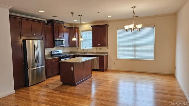 208 Canter Ct in Goshen, NY - Building Photo - Building Photo