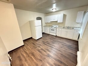 808 S 2nd Ave in Yakima, WA - Building Photo - Building Photo