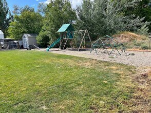7690 Pettigrew Rd NE in Moses Lake, WA - Building Photo - Building Photo