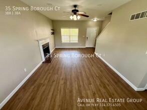 35 Spring Borough Ct in O'Fallon, MO - Building Photo - Building Photo