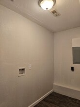 610 St Monica Dr in Cahokia Heights, IL - Building Photo - Building Photo