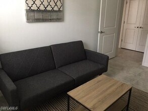 6011 Ellerston Wy in Ave Maria, FL - Foto de edificio - Building Photo