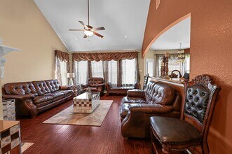 5542 Morgan Park Ln in Sugar Land, TX - Building Photo - Building Photo