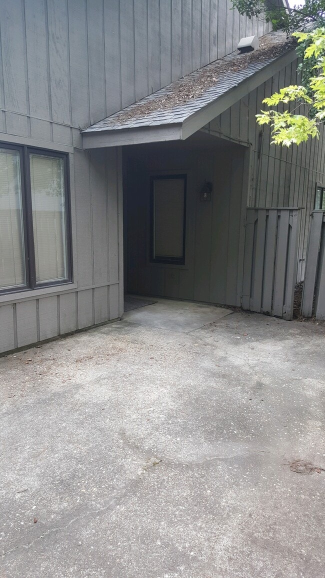 property at 160 Cranes Cove