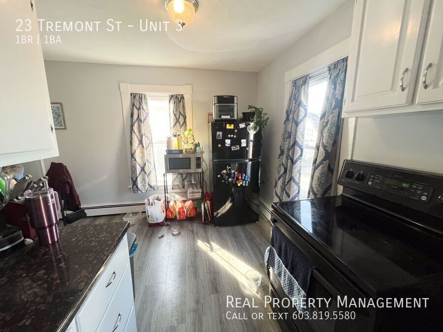 23 Tremont St-Unit -Unit 3 in Exeter, NH - Building Photo