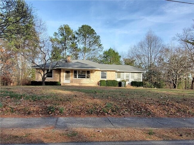 property at 1025 Pickens St