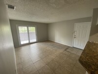 200 Afton Square in Altamonte Springs, FL - Building Photo - Building Photo