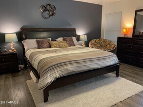 1190 N Meadows Dr in Chandler, AZ - Building Photo - Building Photo