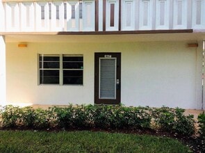 467 Mansfield L in Boca Raton, FL - Foto de edificio - Building Photo
