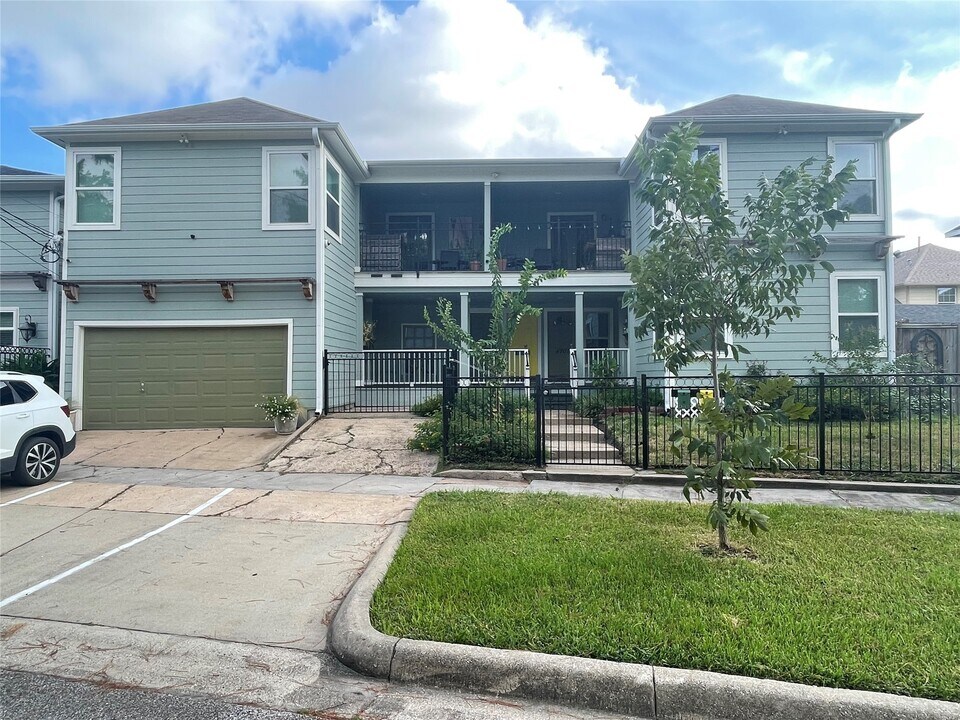 4705 Park Dr in Houston, TX - Building Photo