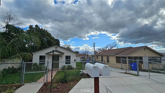 35137 Ave A in Yucaipa, CA - Building Photo - Building Photo