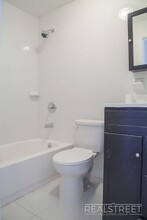106 Moore St in Brooklyn, NY - Building Photo - Building Photo