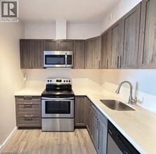 161 Wellington St N in Hamilton, ON - Building Photo - Building Photo