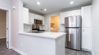 Symphony in Chandler, AZ - Building Photo