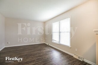 515 NE 98th Terrace in Kansas City, MO - Building Photo - Building Photo