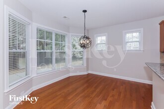 1014 Fleming Ln in Matthews, NC - Foto de edificio - Building Photo