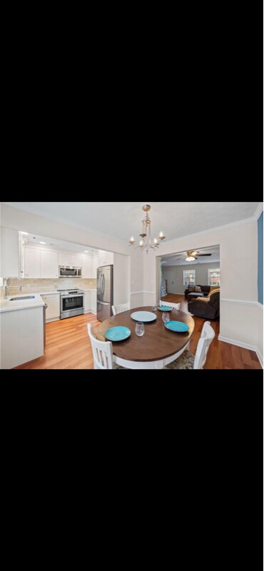 245 Winding River Dr in Sandy Springs, GA - Building Photo - Building Photo