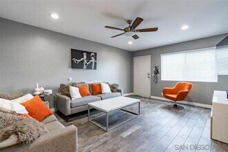 3535 Monroe Ave in San Diego, CA - Building Photo - Building Photo
