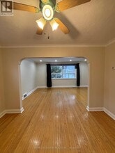 34 Inniswood Dr in Toronto, ON - Building Photo - Building Photo