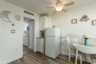 201 75th Ave N in Myrtle Beach, SC - Building Photo - Building Photo