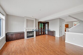 23120 SE Black Nugget Rd in Issaquah, WA - Building Photo - Building Photo