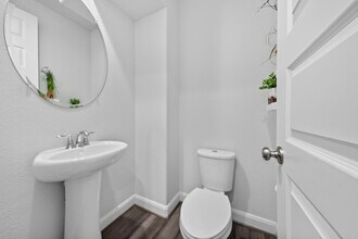 9913 Brickhouse Dr in Houston, TX - Building Photo - Building Photo