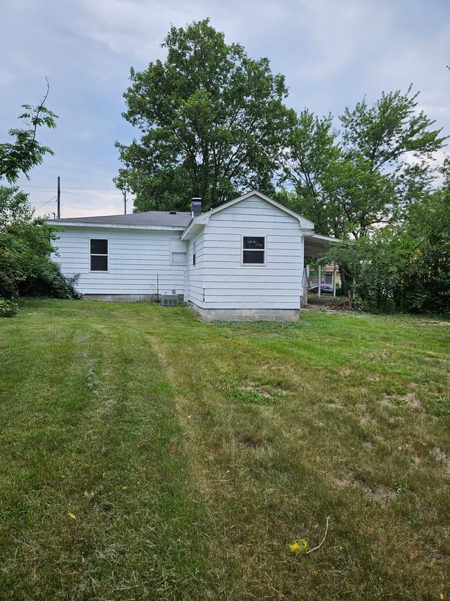 1414 Westminster Ave in Fulton, MO - Building Photo - Building Photo