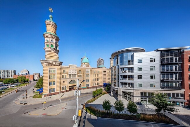 Pointe on Mass in Indianapolis, IN - Building Photo - Building Photo