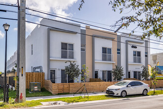 25265 SW 134th Ave in Homestead, FL - Building Photo - Building Photo