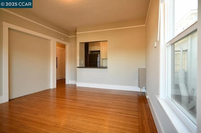 property at 3040 Telegraph Ave