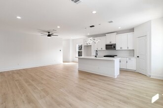 4114 Castor St in Houston, TX - Building Photo - Building Photo