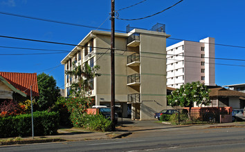 1709 S Beretania St in Honolulu, HI - Building Photo - Building Photo