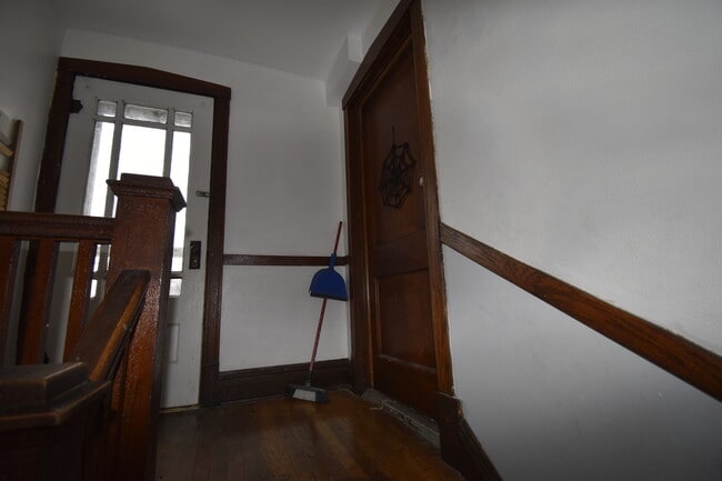 5612 S Sawyer Ave in Chicago, IL - Building Photo - Building Photo