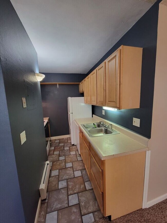 property at 1925 Pecan St