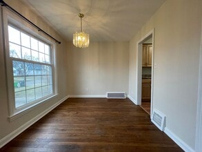 52 Gould Ave in Bedford, OH - Building Photo - Building Photo