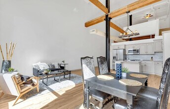 1555 California St in Denver, CO - Foto de edificio - Building Photo